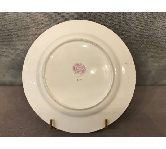 Belle assiette en porcelaine de Minton d'époque 19 ème décor de fleurs