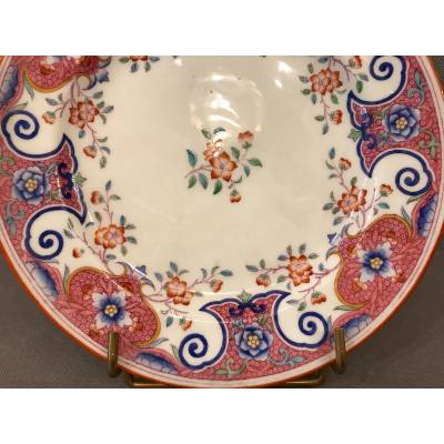 Belle assiette en porcelaine de Minton d'époque 19 ème décor de fleurs