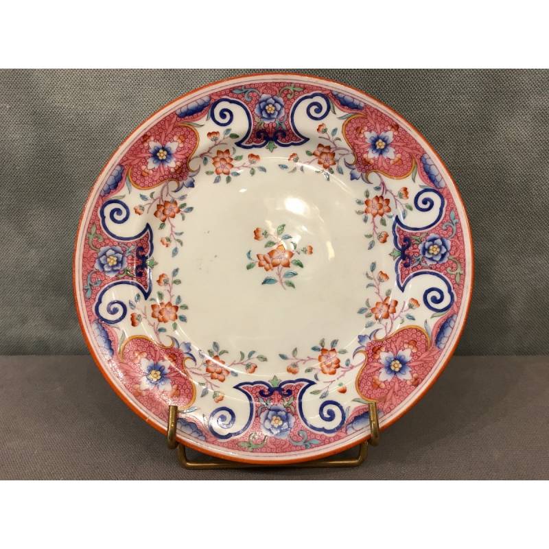 Belle assiette en porcelaine de Minton d'époque 19 ème décor de fleurs