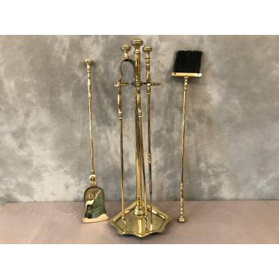 Stack Servant in vintage brass 19 th including 4 rooms