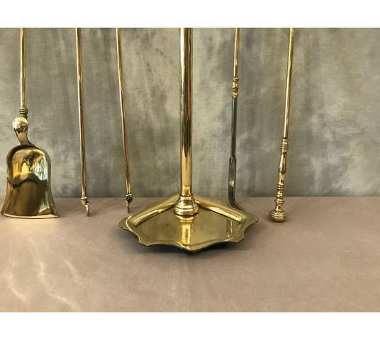 Stack Servant in vintage brass 19 th including 4 rooms