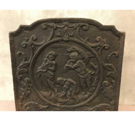 Plaque de cheminée ancienne en fonte d'époque 18 ème