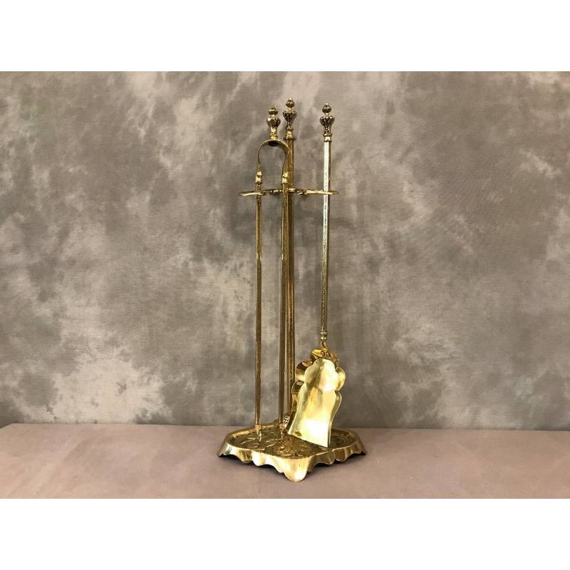 Bronze and brass chimney servant at the end of the 19th century