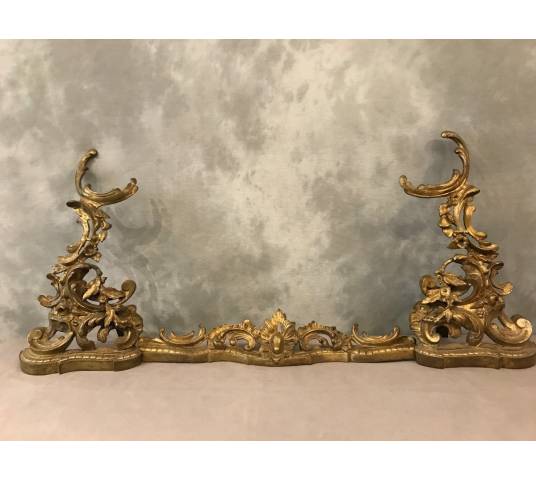 Barre de foyer, barre de cheminée en bronze de style Louis XV d'époque 19 ème