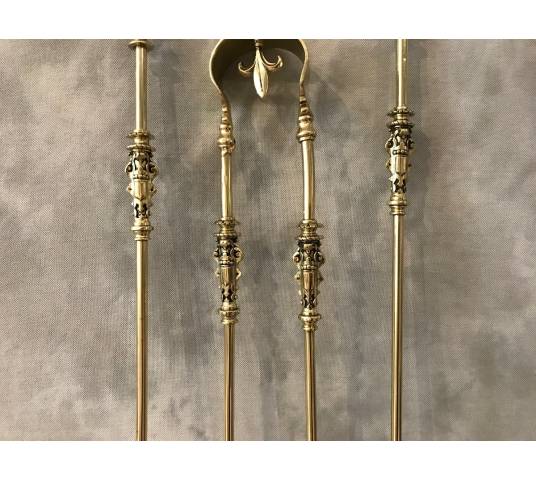 Ensemble d'accessoires de cheminée en bronze et laiton d'époque 19 ème