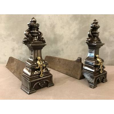 Beaux chenets old in polished cast iron 19 th