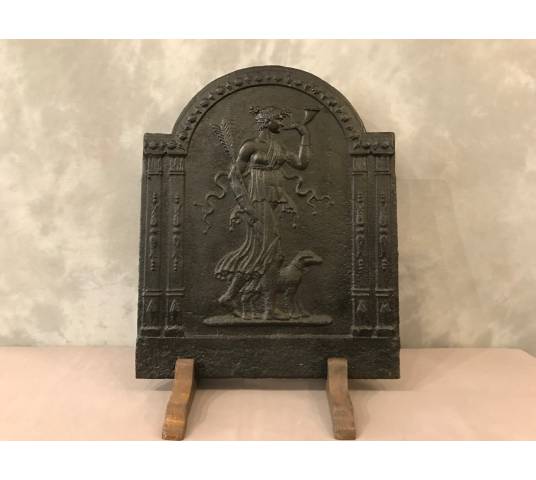 Belle plaque de cheminée ancienne en fonte d'époque fin 18 ème