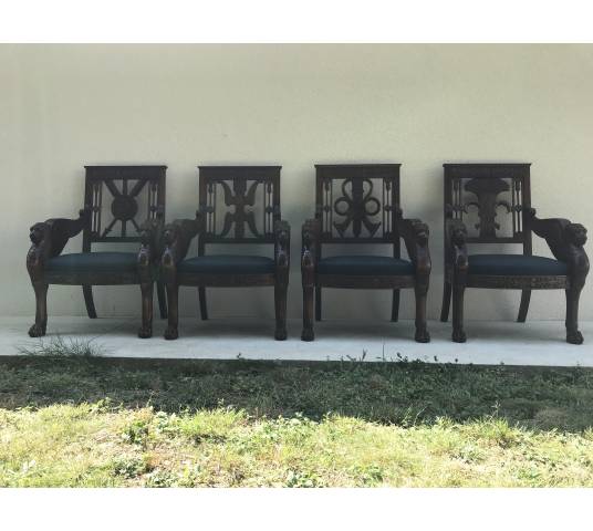 Suite of 4 large armchairs in solid mahogana style