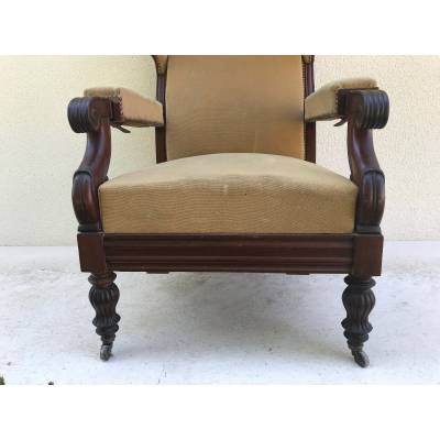 Fauteuil voltaire à oreilles d'époque 19 ème Restauration