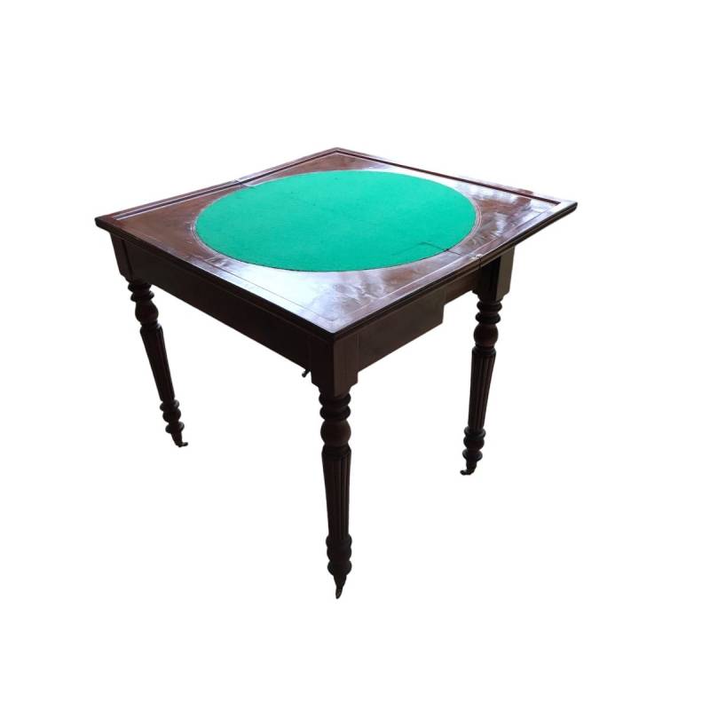 Petite table à jeux en acajou d'époque 19 ème