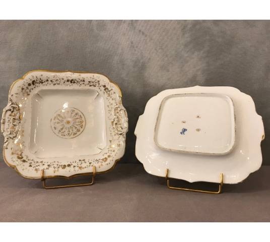 Pair of Old Paris porcelain cake dishes "Jacob Petit"