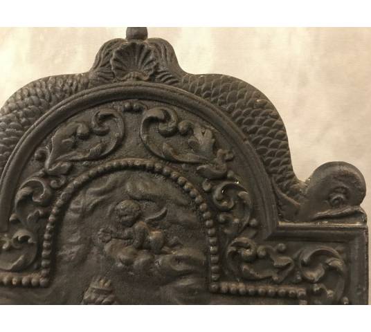 Ancient fireplace plate in cast iron 47.5X 70 cm then 18 th