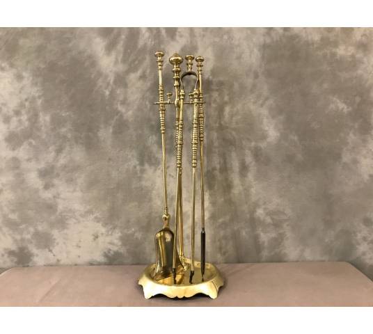 Beautiful 3-piece brass fireplace servant from the 19th century