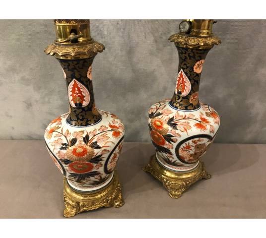 Beautiful pair of IMARI oil lamps, from the 19th century