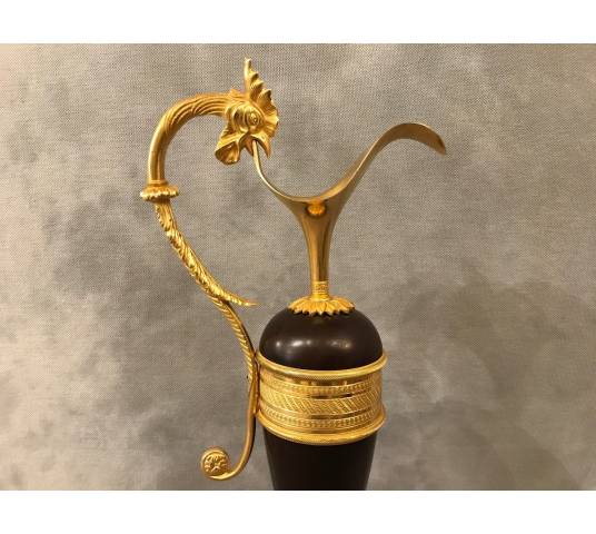 Beautiful gilded and patinated bronze ewer from the 19th Consulate period