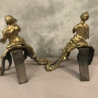 Beautiful pair of bronze tracks decorated in the Louis XV era Chinese