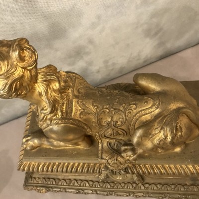 Paire de chenets en bronze doré aux sphinx d'époque 19 ème