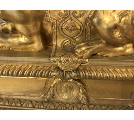 Paire de chenets en bronze gilt aux sphinx d' epoch 19 ème