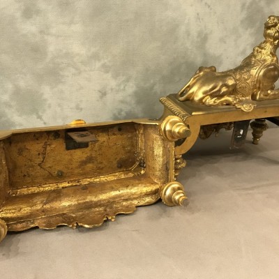 Paire de chenets en bronze gilt aux sphinx d' epoch 19 ème