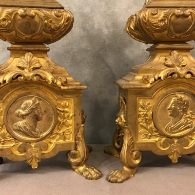 Beaux chenets en bronze doré d'époque Louis XIV Régence