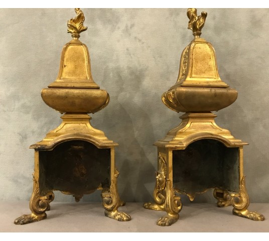 Beaux chenets en bronze doré d'époque Louis XIV Régence