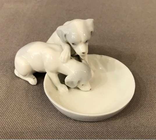 Petit vide-poches en porcelaine de Copenhague d'époque 19 ème