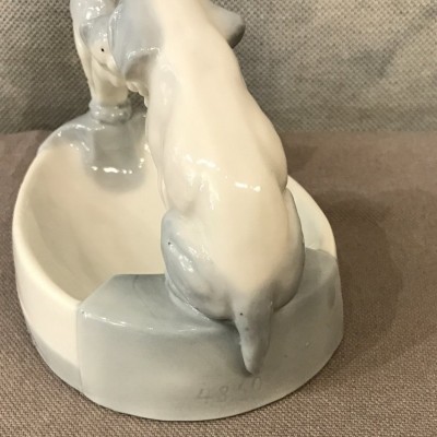 Petite coupelle vide-poches en porcelaine de Copenhague d'époque 19 ème