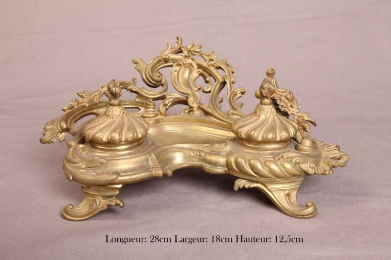 Bel encrier en bronze doré d'époque fin 19 ème Louis XV Napoléon III