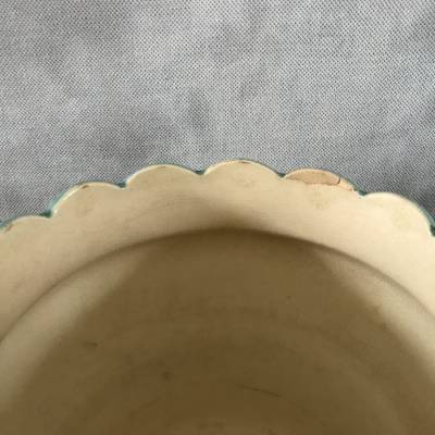 Cache pot en faience de Louvain d'époque 19 ème