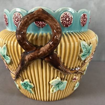 Cache pot en faience de Louvain d'époque 19 ème