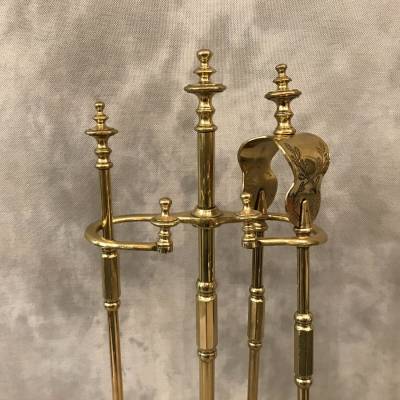 Servant of antique fireplace in vintage brass 19 th