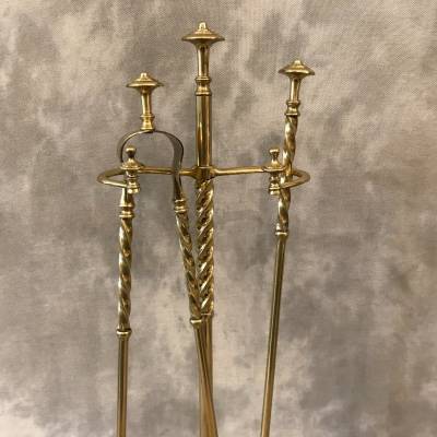 Antique brass mantelpiece ( 19th century ).