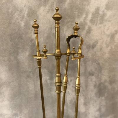 Antique brass mantelpiece ( 19th-century ).