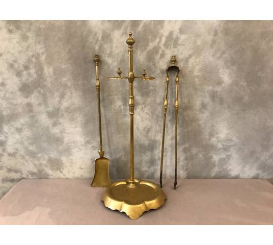 Antique brass mantelpiece ( 19th-century ).