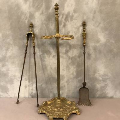 Servant of antique fireplace in bronze and period iron 19 th of the Louis XVI style