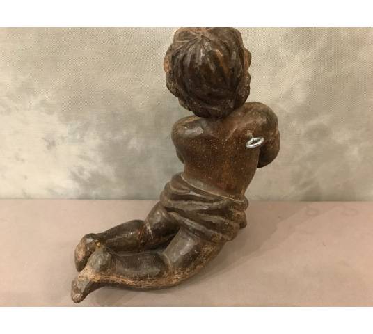 Elégant petit amour en bois sculpté d'époque 18 ème