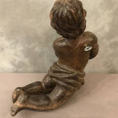 Elégant petit amour en bois sculpté d'époque 18 ème