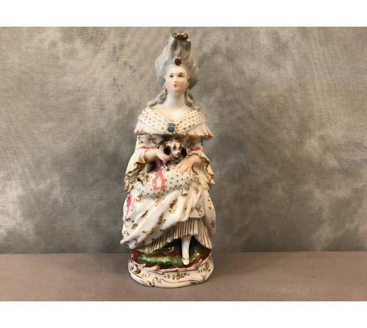 Tisanière personnage"Marquise au chien" en porcelaine de Vieux Paris d'époque 19 ème