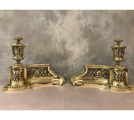 Pair of old, polished bronze caterpillars Louis XVI of the day 19 th