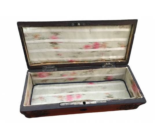 Small jewelry box in merisier nailed 19 th merisier